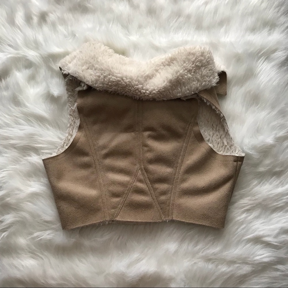 Cute Vest - Picture 2 of 7